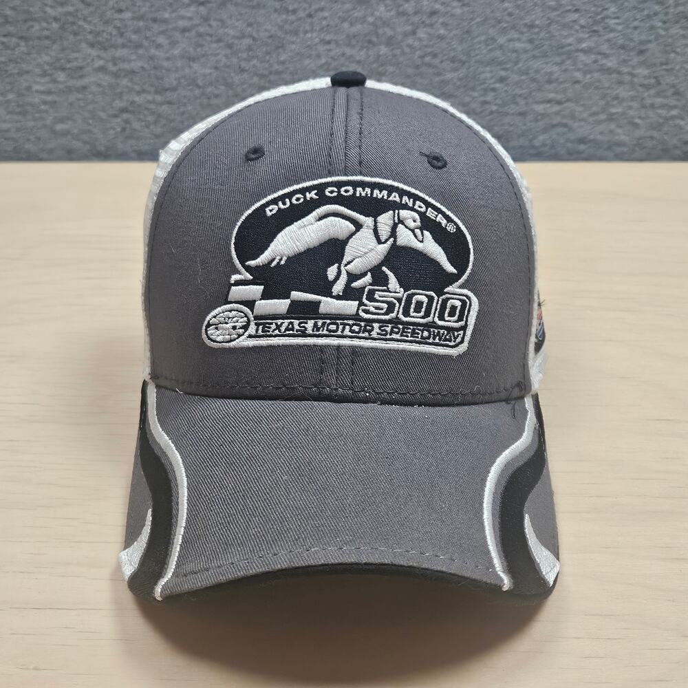 VTG Trucker Hat Duck Commander 500 Texas Motor Speedway April 16,2014 Gray Black